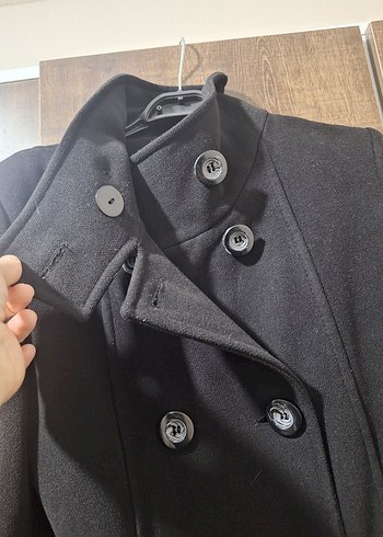 Düğmeli Siyah Kadın Kaban - Görsel 4