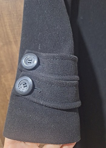 Düğmeli Siyah Kadın Kaban - Görsel 8