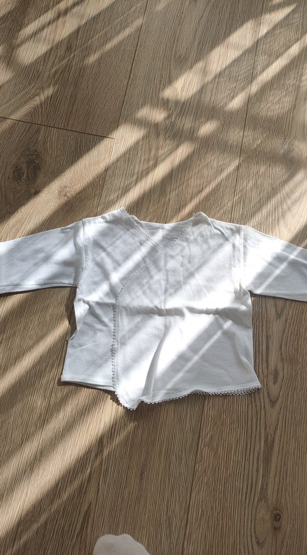 Dantel Detaylı Beyaz Bebek İçlik - Görsel 2