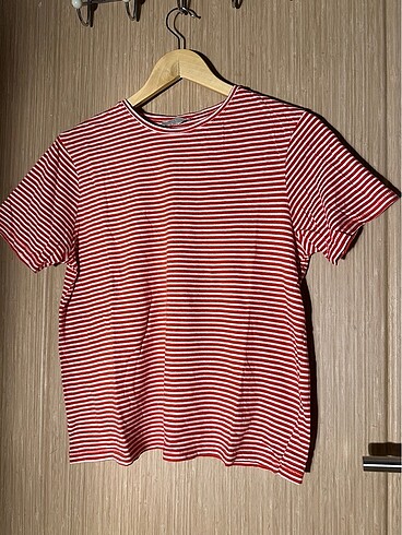 Kırmızı-beyaz çizgili t-shirt??????ZARA