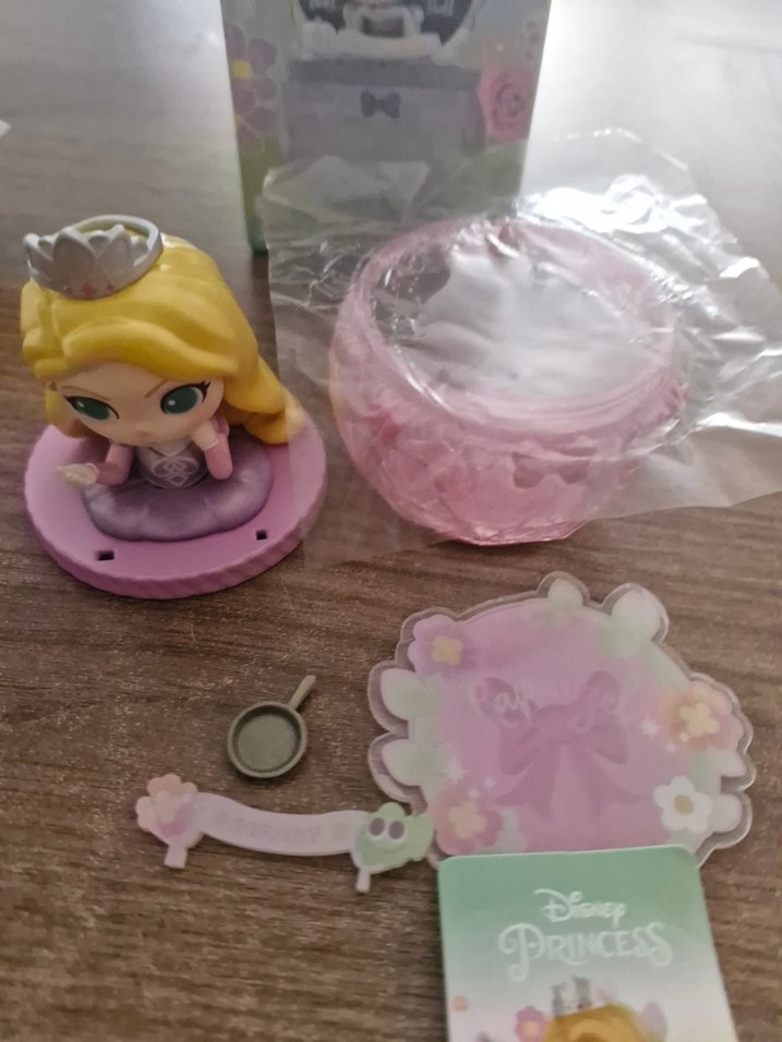 Disney Prenses Rapunzel Mini Bebek Figürü - Görsel 3