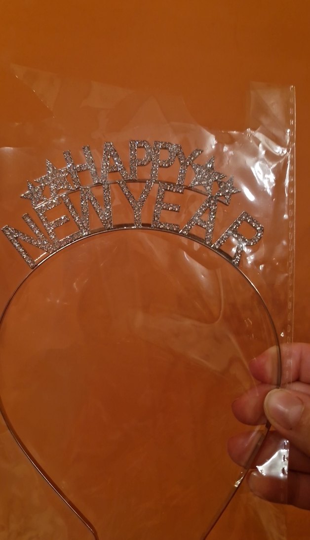 Altın Renkli Payetli Yeni Yıl Taç - Görsel 2