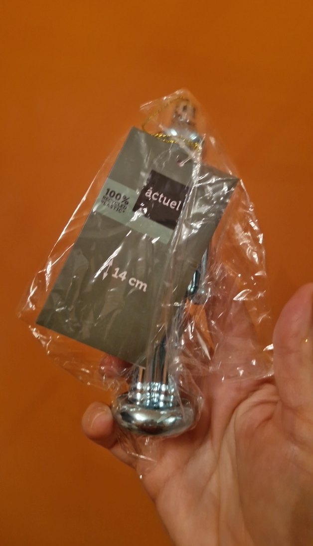 Gri ve Altın Renkli Figürin - Görsel 4