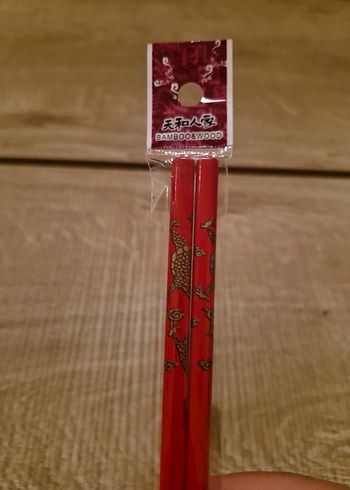 Beden kırmızı Renk Kırmızı Ejderha Desenli Bambu Çubuklar