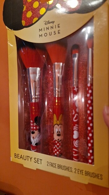 Minnie Mouse Makyaj Fırça Seti - Görsel 4
