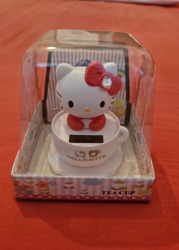 HELLO KITTY KAFA SALLAYAN BIBLO - Görsel 4