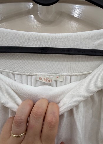 Kadın Beyaz Uzun Kollu Kayık Yaka Bluz - Görsel 3