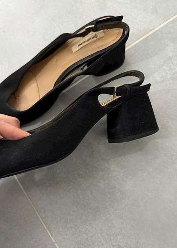 Siyah Süet  Topuklu Kadın Ayakkabı - Görsel 2