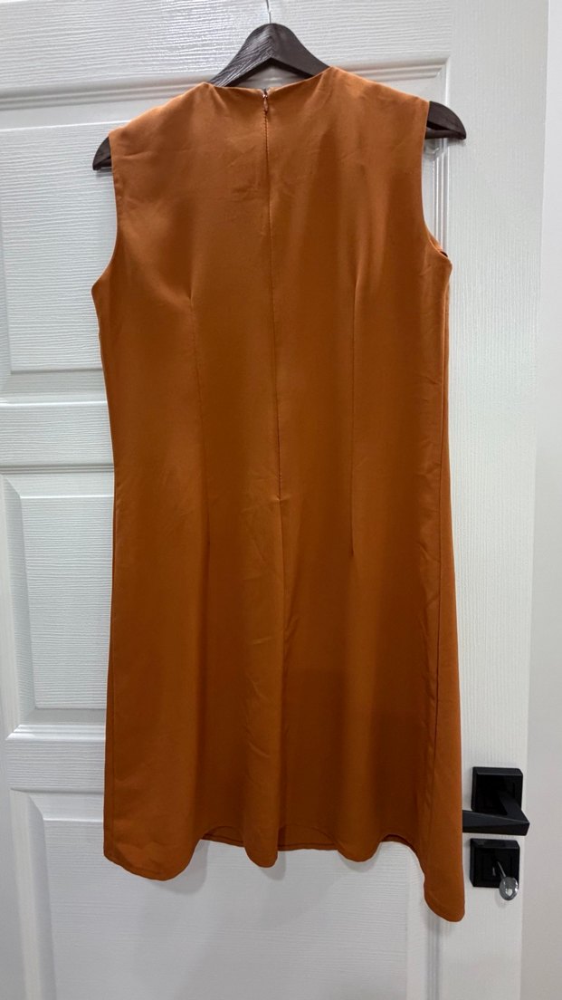 Kolsuz Midi Kadın Elbise - Görsel 4