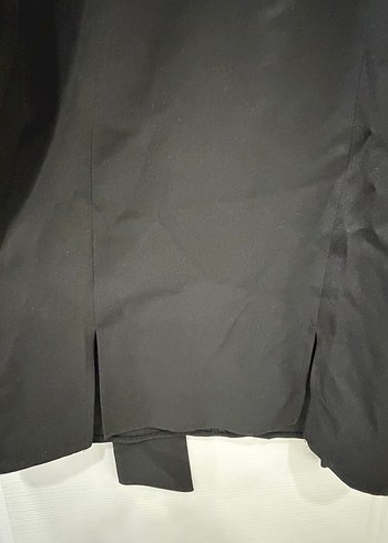 Piliseli V Yaka Siyah Uzun Kollu Elbise - Görsel 3