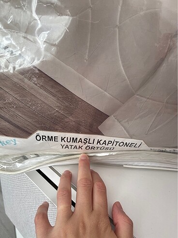 Beden beyaz Renk Kapitoneli gelin yatak örtüsü