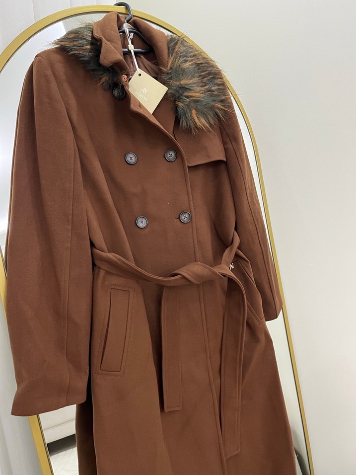 Armine Kahverengi Kadın Uzun Süet Kürklü Kaban - Görsel 3