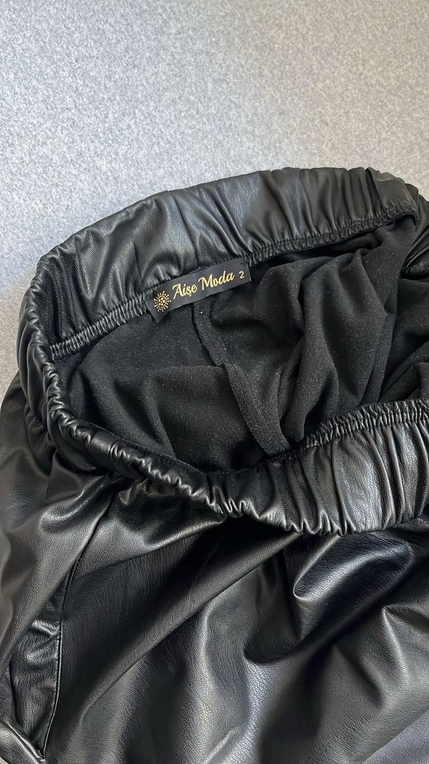 Kadın Siyah Deri Kemerli  Pantolon - Görsel 2