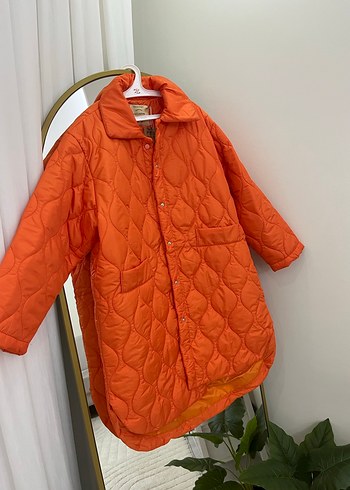 Turuncu Mini Düğmeli Kadın Mont - Görsel 4