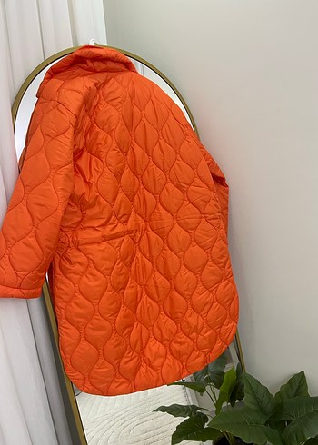 Turuncu Mini Düğmeli Kadın Mont - Görsel 5