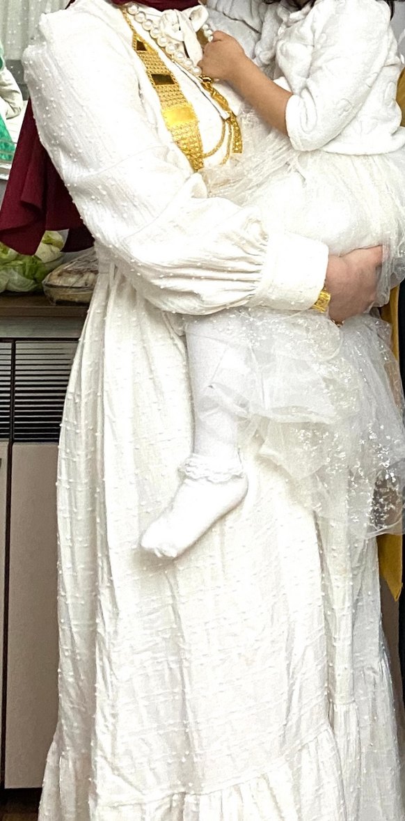 Beyaz tesettür elbise - Görsel 2