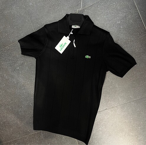 Lacoste tişört