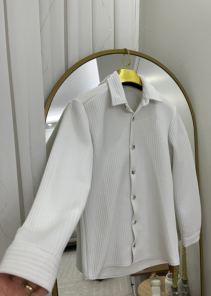 Beyaz gömlek - Görsel 2