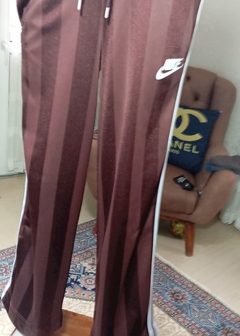 NIKE BAYAN ÇİZGİ YALDIZ  DESEN BOL KESİM EŞOFMAN ALT - Görsel 5