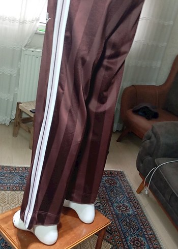 NIKE BAYAN ÇİZGİ YALDIZ  DESEN BOL KESİM EŞOFMAN ALT - Görsel 12