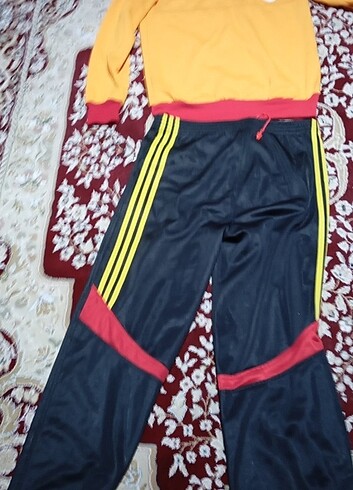 Nike ÜST POLAR KAPŞONLU ALT ADIDAS EŞOFMAN ALT KOMBIN. 