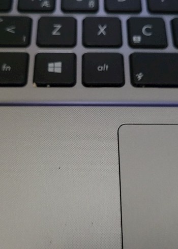 Siyah ASUS Laptop - Görsel 4