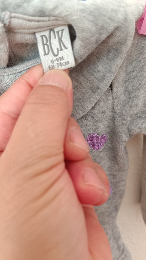 Gri kadife           Nakışlı Kedi Desenli Kıyafet - Görsel 2