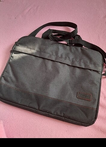 Laptop cantasi