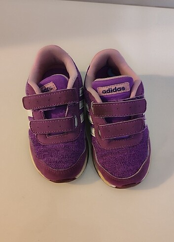 Adidas Adidas 22 numara spor ayakkabı
