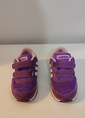 22 Beden Adidas 22 numara spor ayakkabı