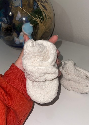 Kız Çocukları İçin Beyaz Kürklü Sıcak Terlik - Görsel 4