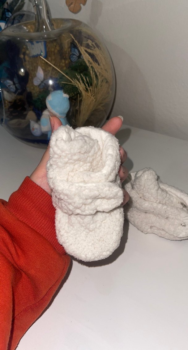 Kız Çocukları İçin Beyaz Kürklü Sıcak Terlik - Görsel 4