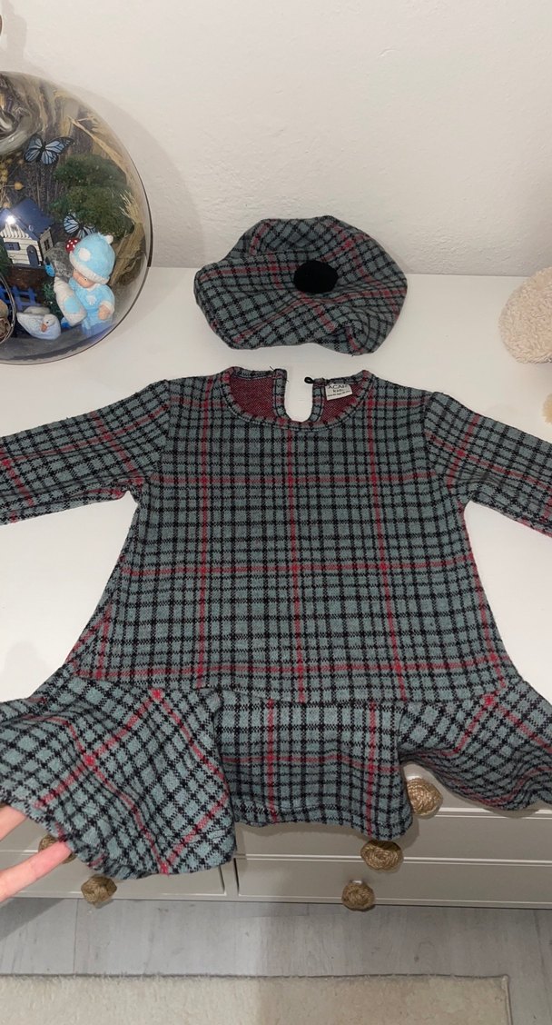 Kare Desenli Gri Uzun Kollu Kız Elbisesi - Görsel 2