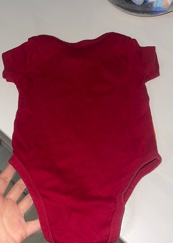 Kırmızı Baskılı Bebek Body, Düğmeli, Kısa Kollu orjinal - Görsel 5