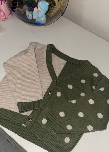 Puantiye Desenli haki bebek hırka - Görsel 2