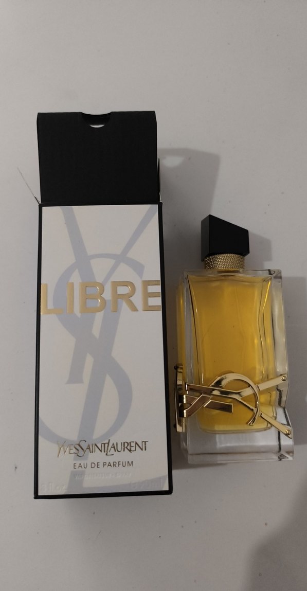 Yves Saint Laurent Libre Parfümü - Görsel 4