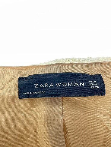 m Beden beyaz Renk Zara Blazer %70 İndirimli.