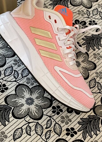 36 Beden Orijinal Adidas ayakkabı