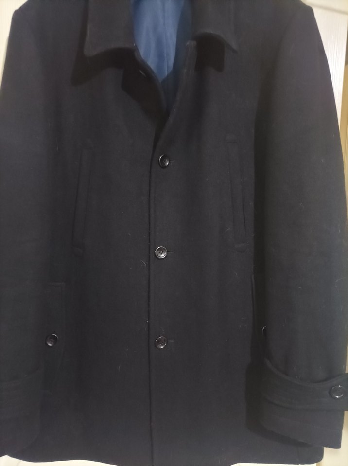 Erkek Siyah Kaşe Düğmeli Kaban - Görsel 4