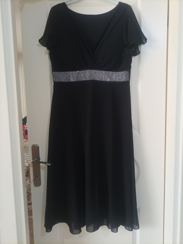 Siyah V Yaka Midi Elbise - Görsel 3