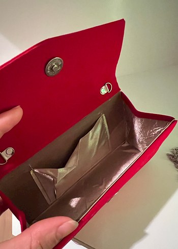 Zincir Detaylı Kırmızı Kadın Portföy Çanta - Görsel 3