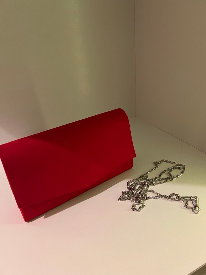 Zincir Detaylı Kırmızı Kadın Portföy Çanta - Görsel 2