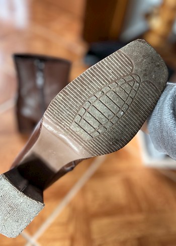 Kahverengi Deri  Kadın Bot - Görsel 3