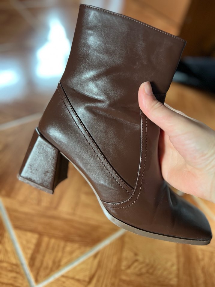 Kahverengi Deri  Kadın Bot - Görsel 2