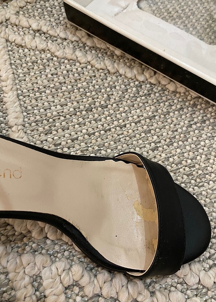 Bant topuklu ayakkabı - Görsel 3