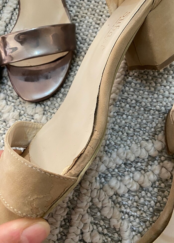 Kısa kalın topuk ayakkabı - Görsel 3