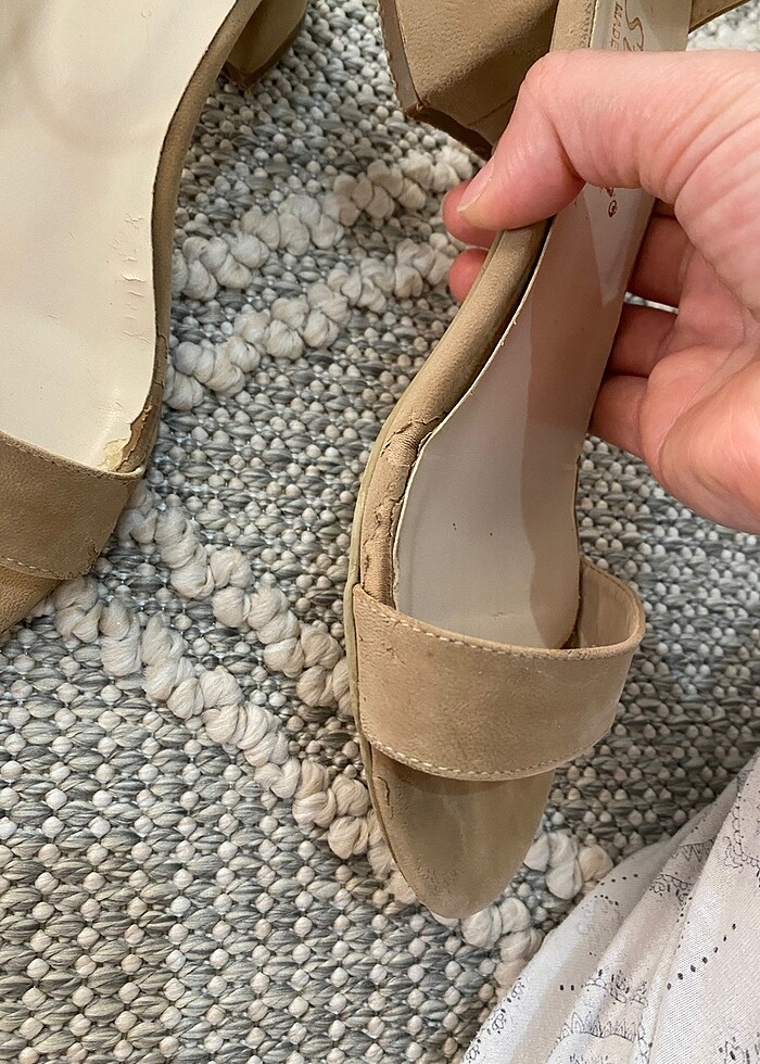 Kısa kalın topuk ayakkabı - Görsel 4