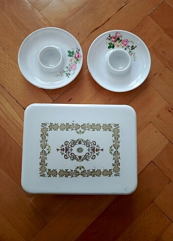 Vintage Saklama Kabı ve Yumurtalıklar
