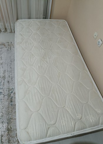 Gri Beyaz Yatak - Görsel 4