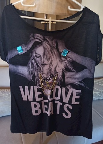 Zincir Detaylı Baskılı Siyah Punk Tişört - Görsel 2